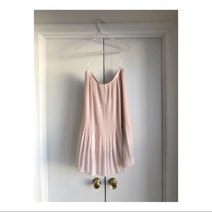 ⭐️BRAND NEW⭐️ Flowy blush pink skirt